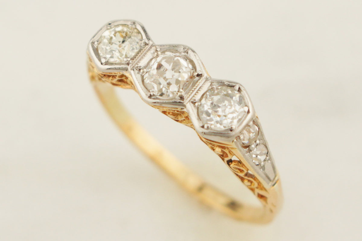 ANTIQUE EDWARDIAN c1910 .50ct DIAMOND RING 18ct GOLD & PALLADIUM