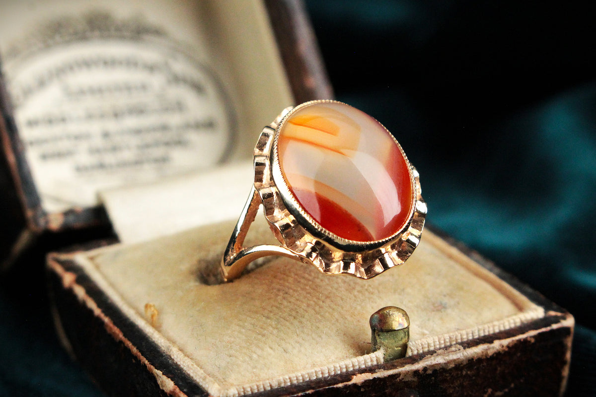 1970’S BANDED AGATE RING 9ct GOLD