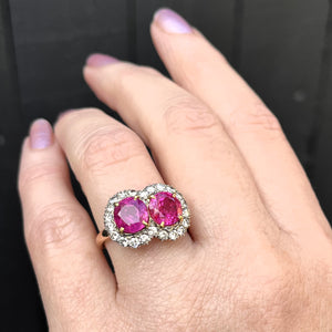 VINTAGE c1920/30 PINK SAPPHIRE & DIAMOND RING ON 18ct YELLOW & WHITE GOLD