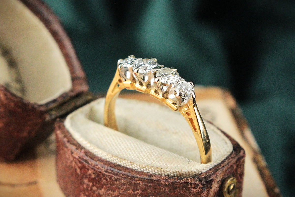 VINTAGE c1940 FOUR STONE .47ct DIAMOND RING 18ct GOLD