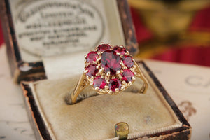 VINTAGE ESTATE 1968 GARNET CLUSTER RING ON 9ct YELLOW GOLD