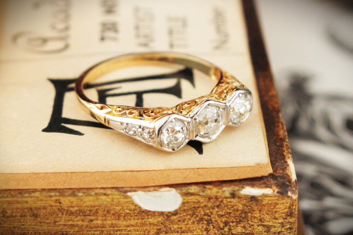ANTIQUE EDWARDIAN c1910 .50ct DIAMOND RING 18ct GOLD & PALLADIUM