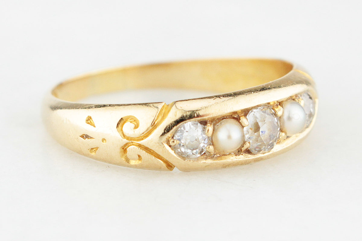 ANTIQUE VICTORIAN 1892 DIAMOND &amp; PEARL RING 18ct GOLD