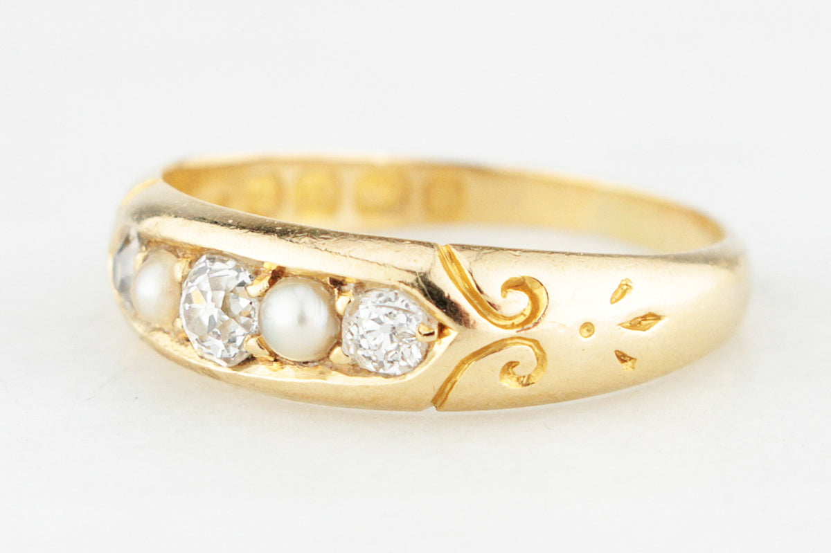 ANTIQUE VICTORIAN 1892 DIAMOND &amp; PEARL RING 18ct GOLD
