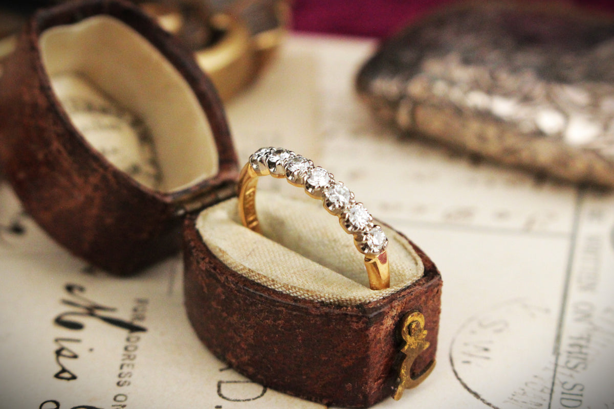 ANTIQUE EDWARDIAN c1915 SEVEN STONE DIAMOND HALF HOOP 18ct GOLD &amp; PALLADIUM