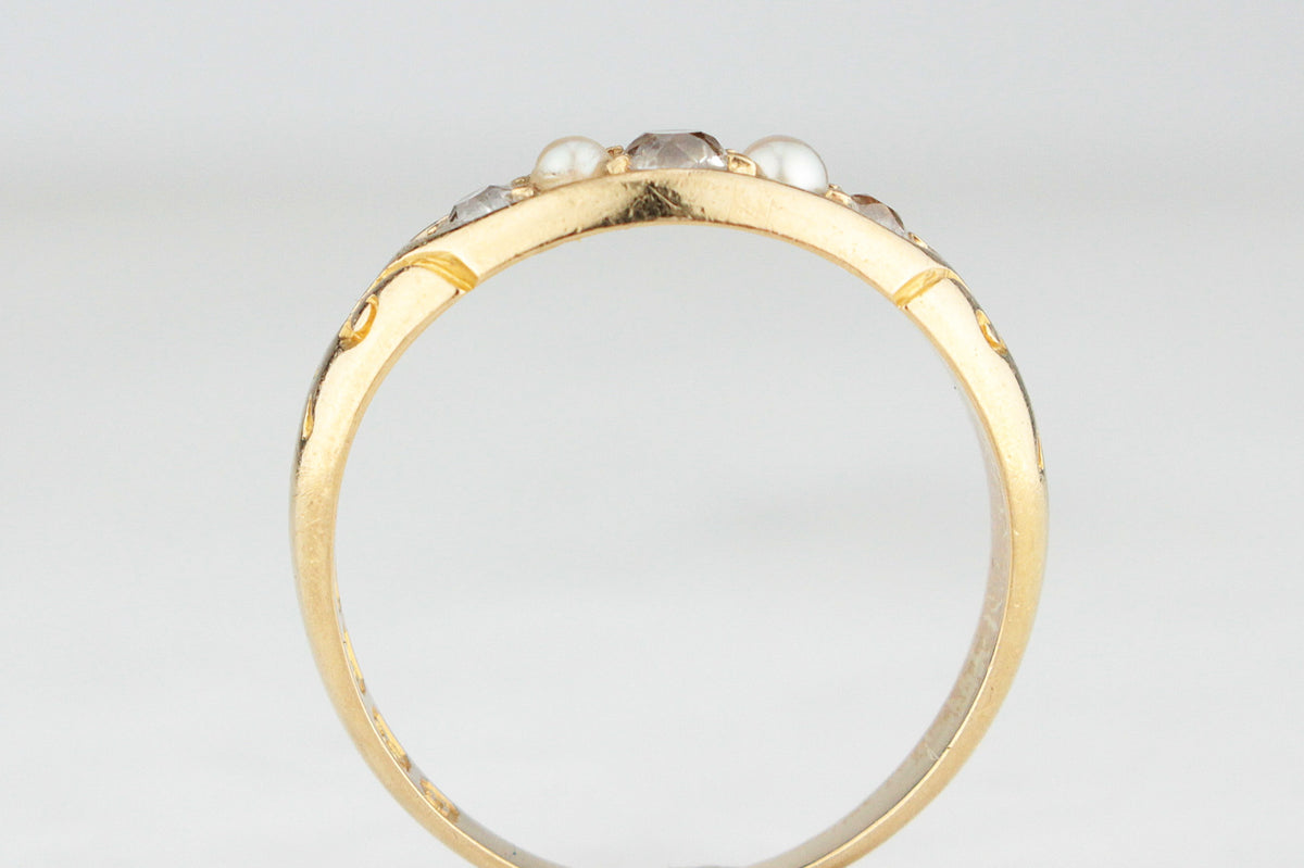 ANTIQUE VICTORIAN 1892 DIAMOND &amp; PEARL RING 18ct GOLD