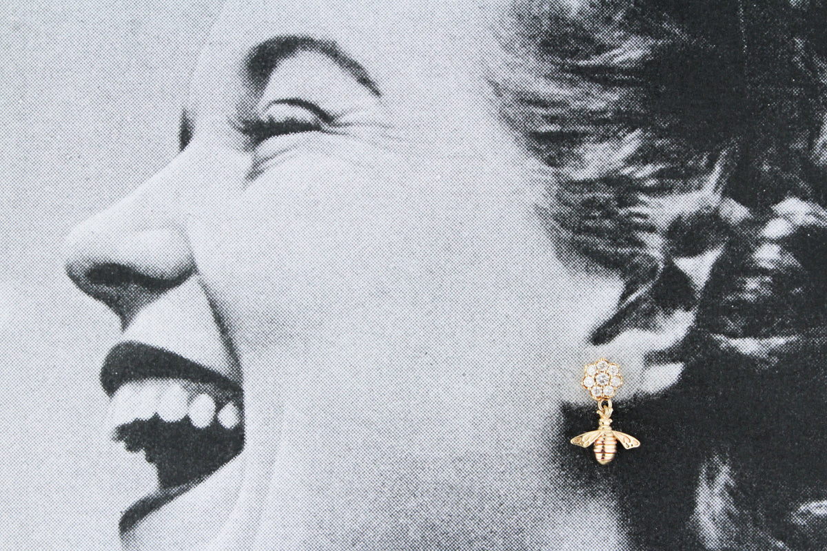 VINTAGE 14ct GOLD DIAMOND CLUSTER &amp; BEE EARRINGS