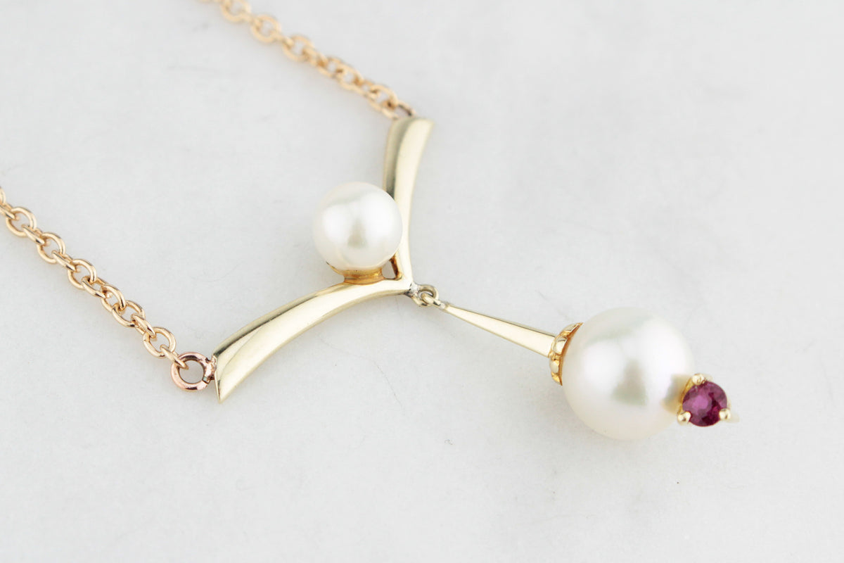 VINTAGE c1940 PEARL &amp; RUBY NECKLACE 14ct GOLD