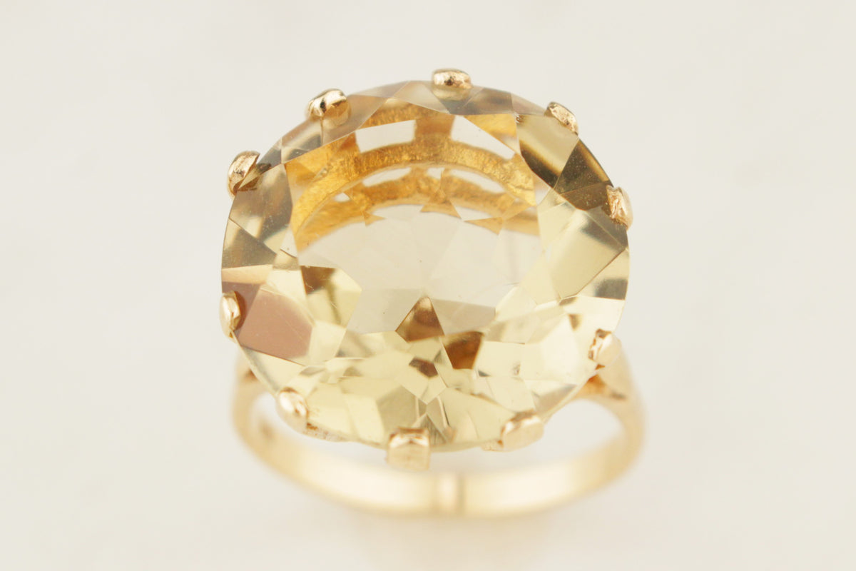 VINTAGE c1940 LEMON CITRINE COCKTAIL RING 9ct YELLOW GOLD