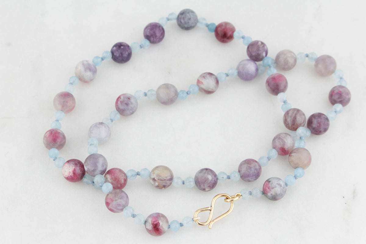 BESPOKE PLUM TOURMALINE &amp; AQUAMARINE NECKLACE WITH 9ct GOLD CLASP