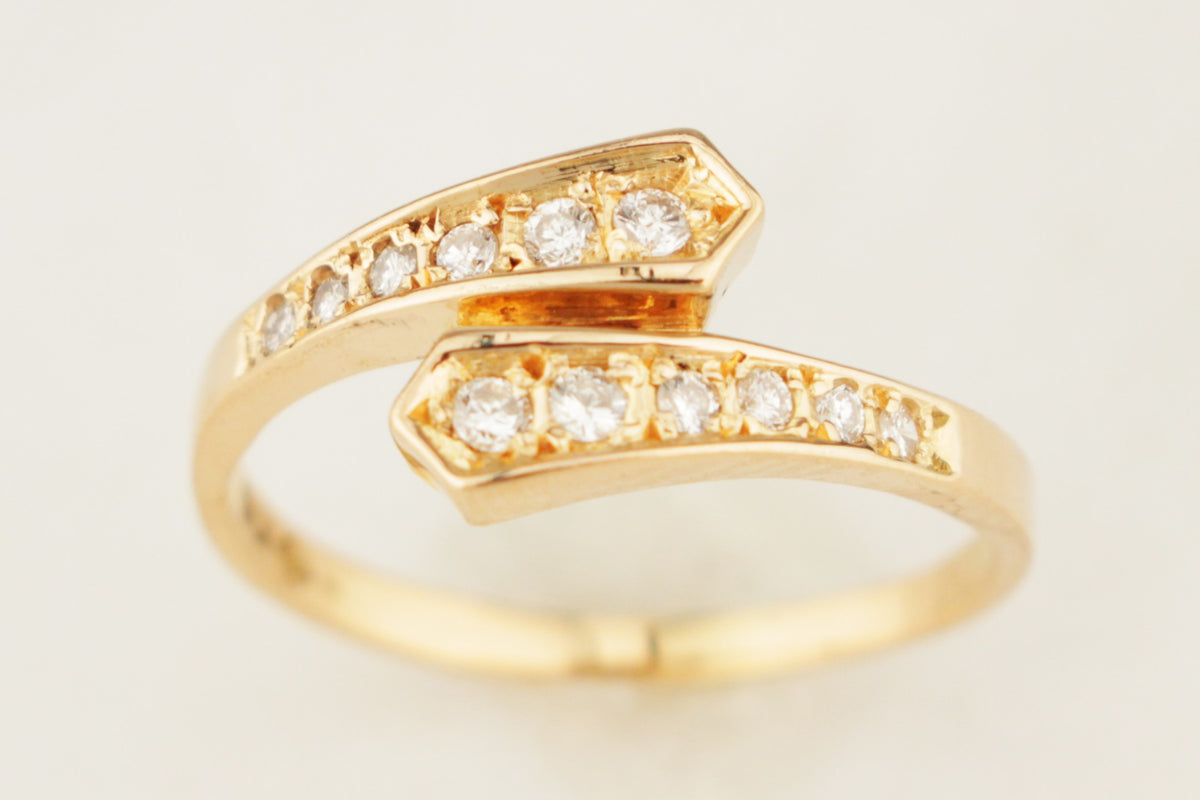 RETRO ESTATE DIAMOND SNAKE CROSS OVER BAND 14ct YELLOW GOLD