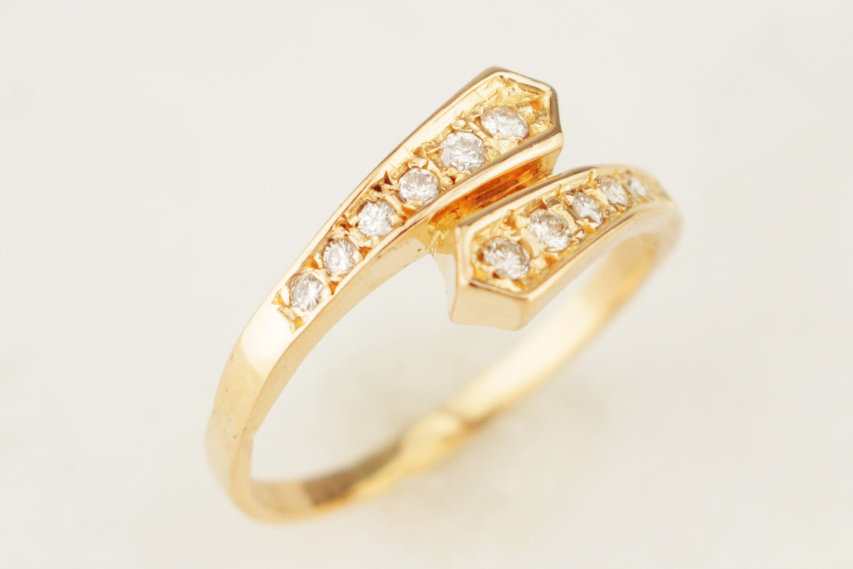 RETRO ESTATE DIAMOND SNAKE CROSS OVER BAND 14ct YELLOW GOLD