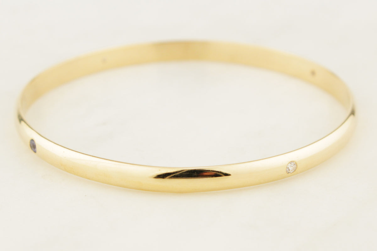 CONTEMPORARY DIAMOND &amp; SPINEL BANGLE 9ct GOLD