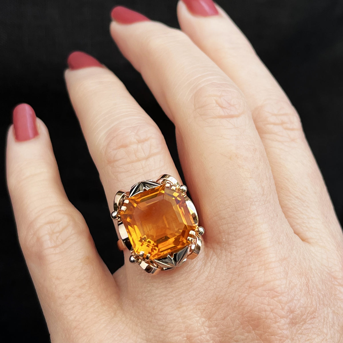 VINTAGE c1950 12.40ct CITRINE COCKTAIL RING 18ct GOLD