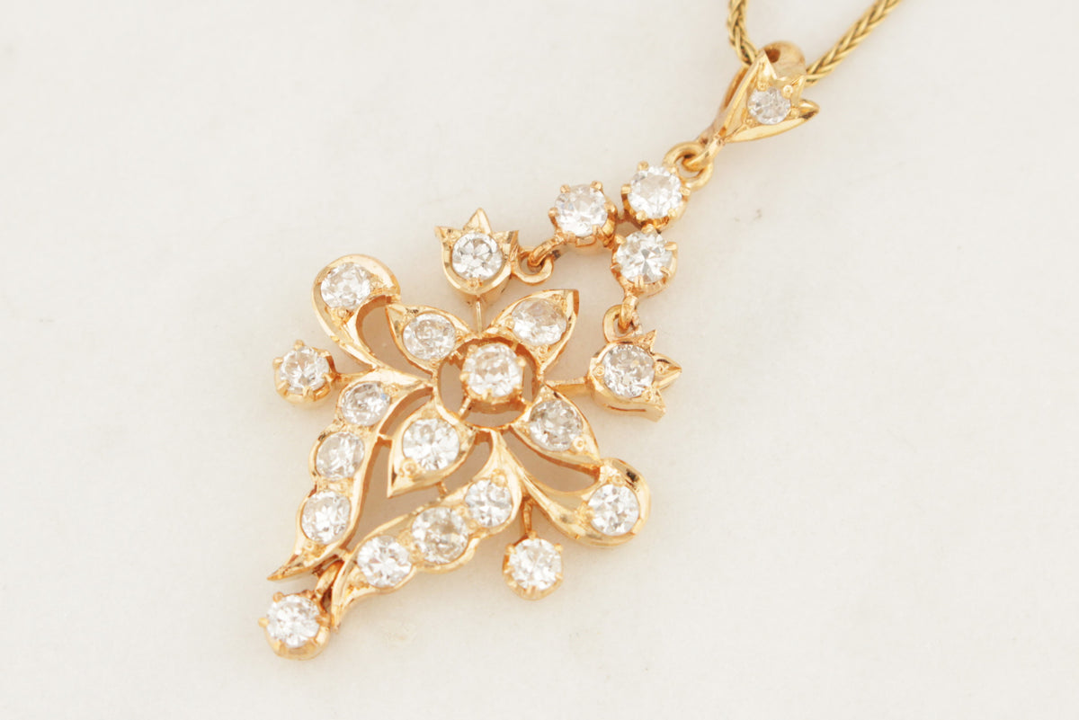 ANTIQUE EDWARDIAN c1900 1.84ct DIAMOND PENDANT 18ct GOLD