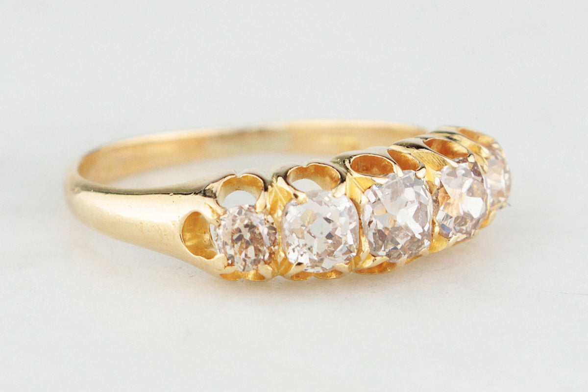 ANTIQUE EDWARDIAN FIVE-STONE 1.08ct DIAMOND RING IN 18ct YELLOW GOLD