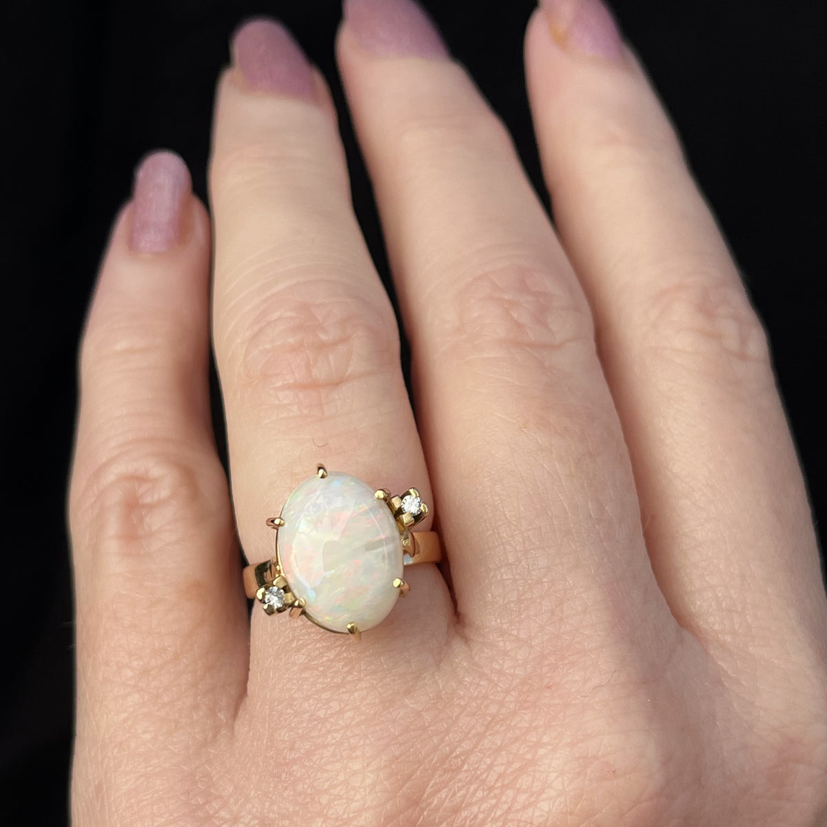 VINTAGE MID CENTURY SOLID OPAL & DIAMOND RING 18ct GOLD