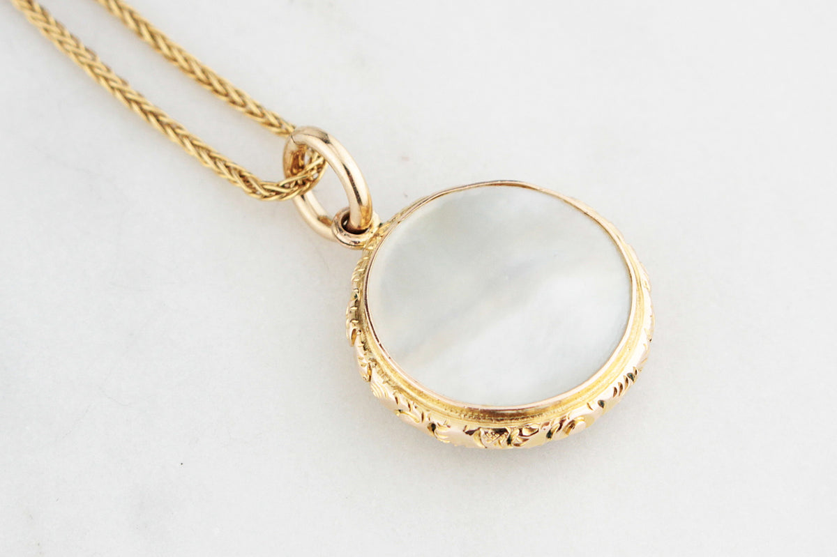 ANTIQUE EDWARDIAN MOTHER OF PEARL SWALLOW PENDANT 9ct GOLD