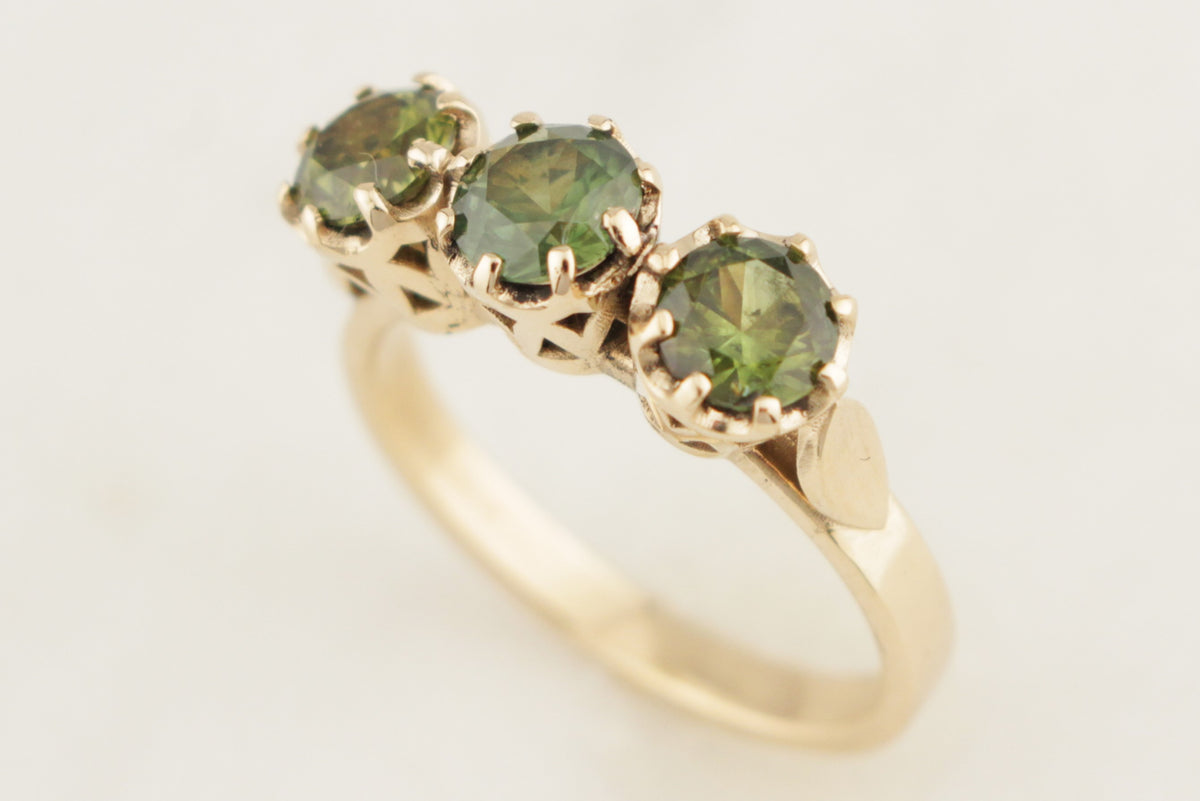 R&amp;V BESPOKE SAPPHIRE TRILOGY RING 9ct YELLOW GOLD