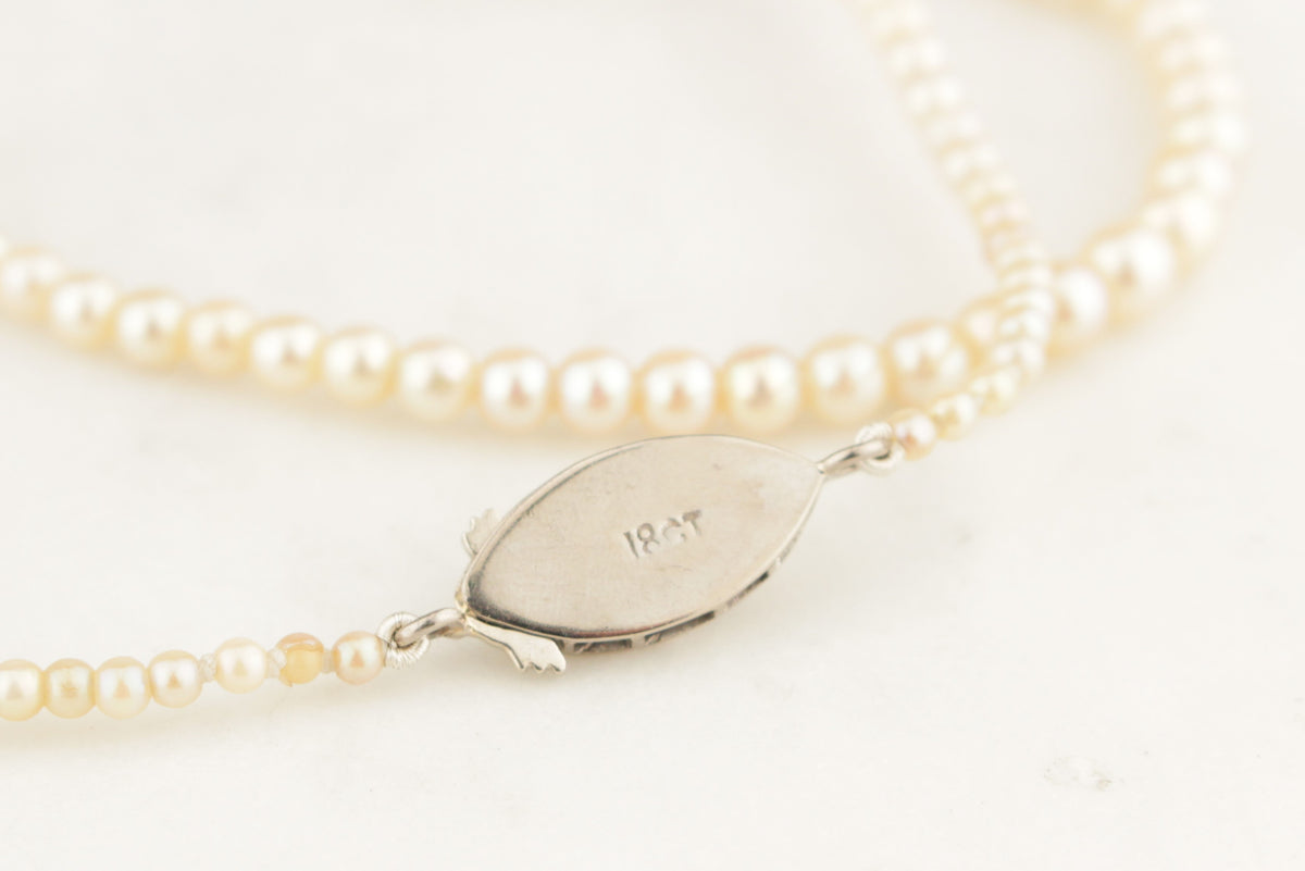 ART DECO c1920 AKOYA PEARL STRAND WITH 18ct GOLD DIAMOND CLASP