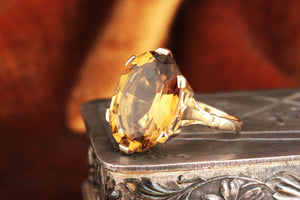 VINTAGE MID-CENTURY 1961 CITRINE COCKTAIL RING 9ct GOLD