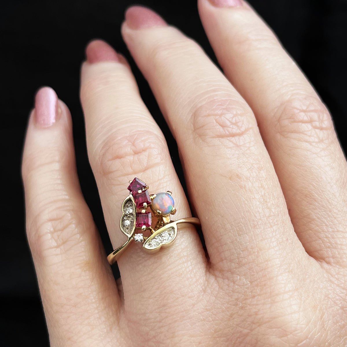 VINTAGE ESTATE RUBY, DIAMOND & OPAL RING 14ct GOLD