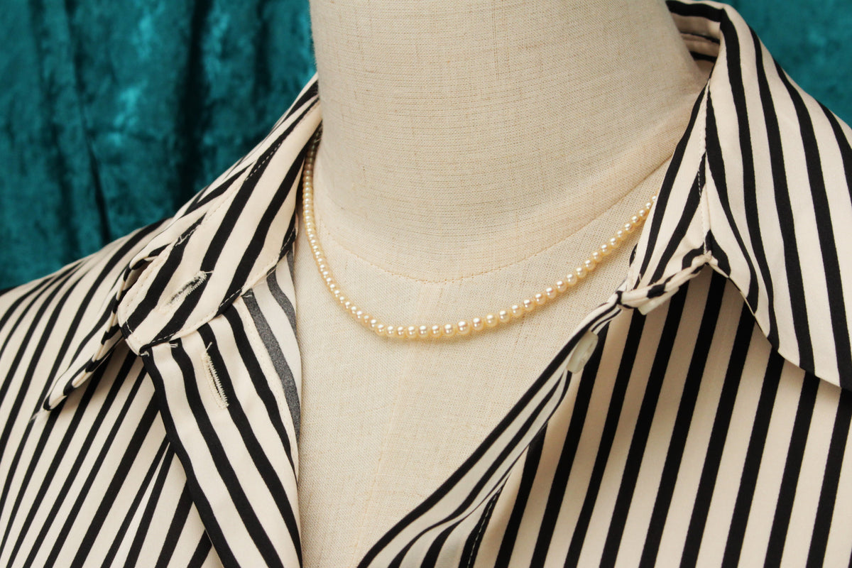 ART DECO c1920 AKOYA PEARL STRAND WITH 18ct GOLD DIAMOND CLASP