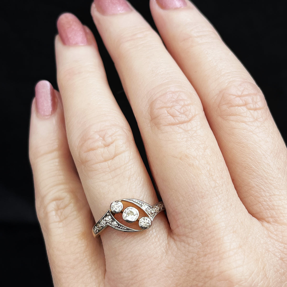 ART DECO c1920 DIAMOND RING 18ct GOLD