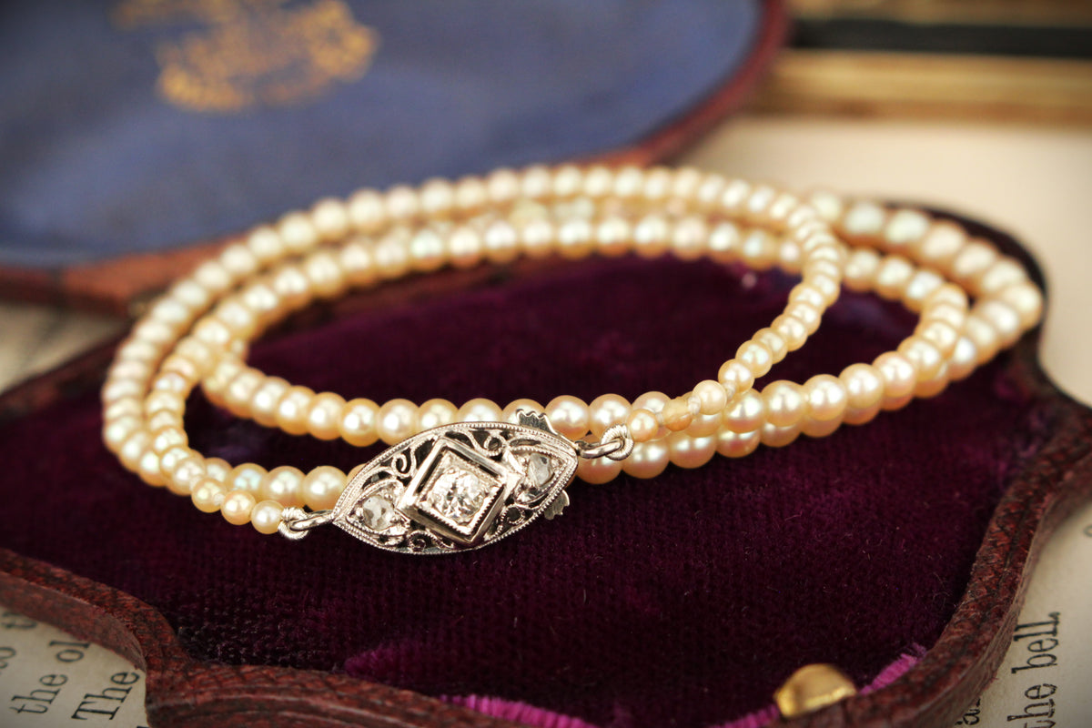 ART DECO c1920 AKOYA PEARL STRAND WITH 18ct GOLD DIAMOND CLASP