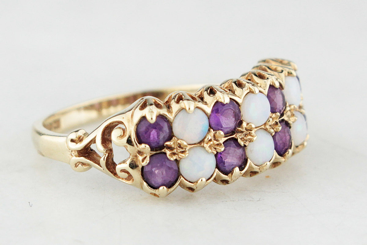 RETRO c1970’S AMETHYST &amp; SOLID OPAL RING 9ct GOLD