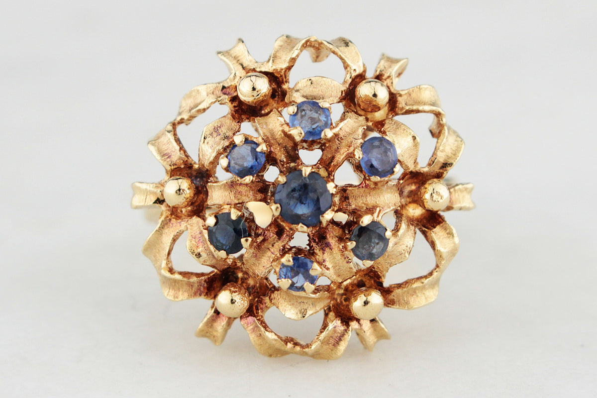 VINTAGE c1930&#39;s SAPPHIRE CLUSTER RING 18ct YELLOW GOLD