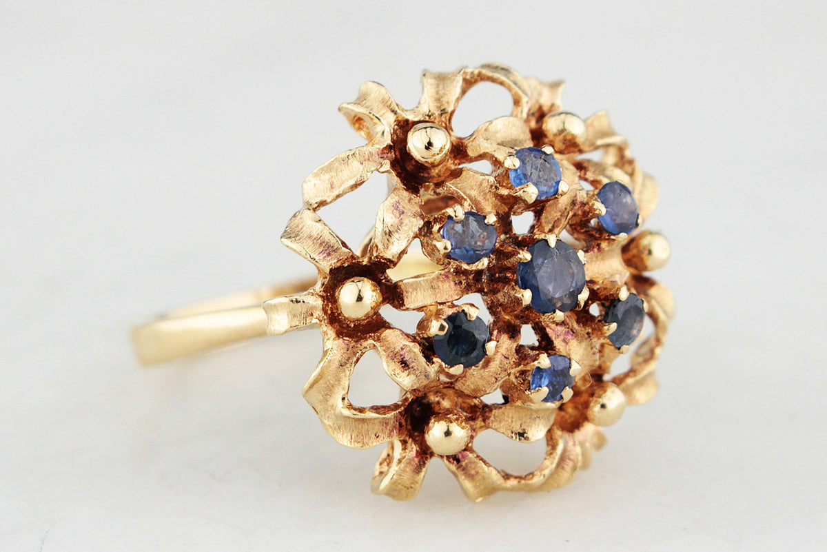 VINTAGE c1930&#39;s SAPPHIRE CLUSTER RING 18ct YELLOW GOLD