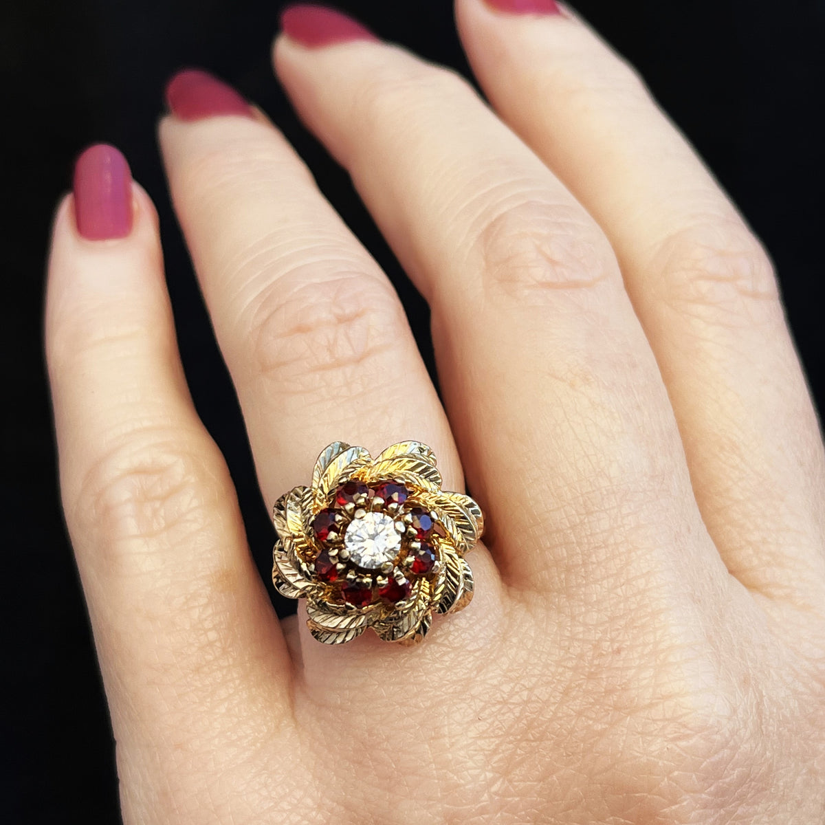 VINTAGE 1940’s DIAMOND &amp; GARNET CLUSTER RING 14ct GOLD