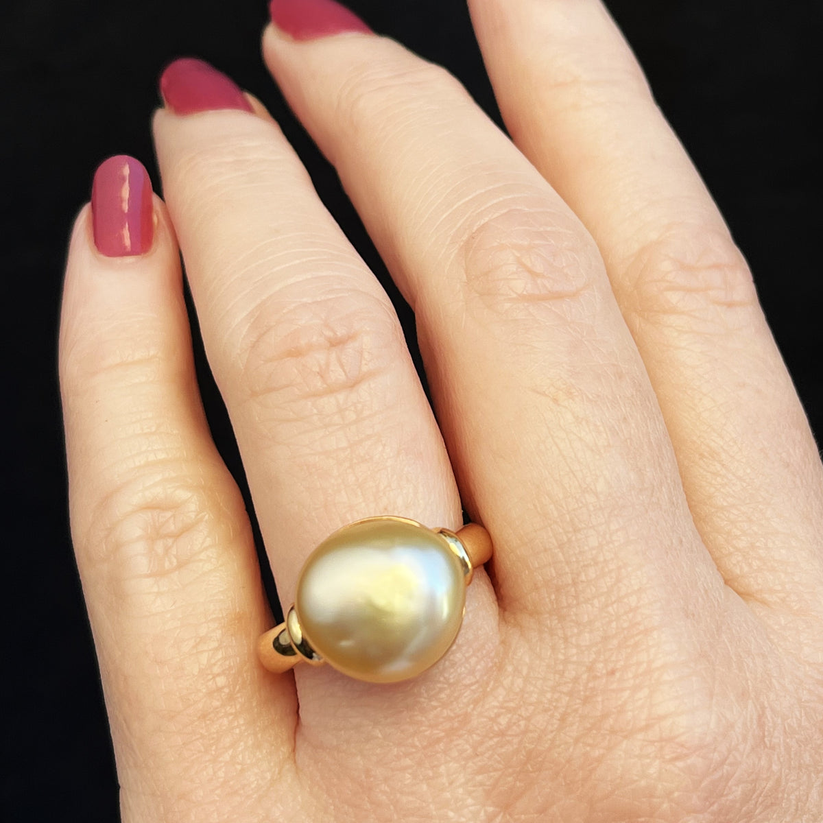 VINTAGE GOLDEN SOUTH SEA BAROQUE PEARL RING 18ct GOLD