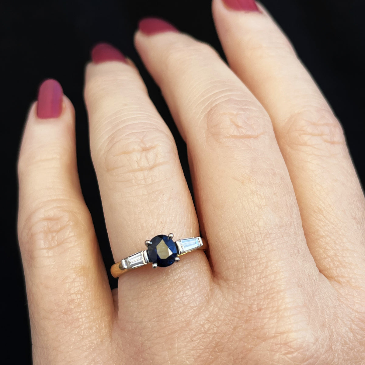 VINTAGE ESTATE SAPPHIRE & DIAMOND RING 18ct GOLD