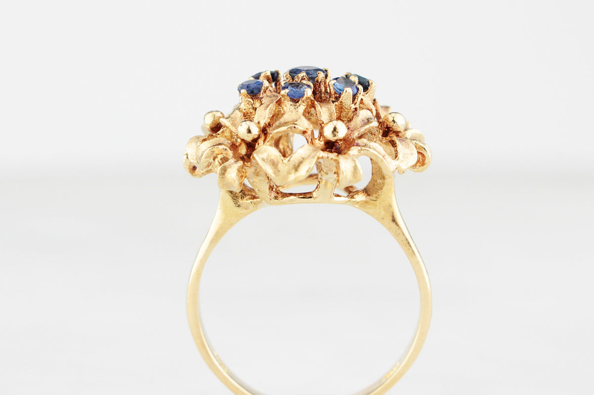 VINTAGE c1930&#39;s SAPPHIRE CLUSTER RING 18ct YELLOW GOLD