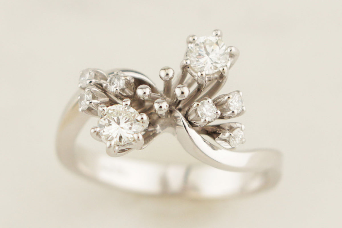 MID CENTURY c1950 DIAMOND RING 18ct WHITE GOLD