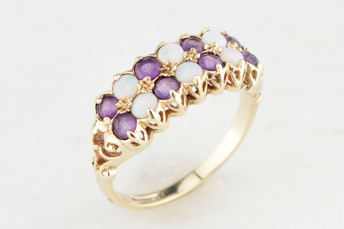RETRO c1970’S AMETHYST &amp; SOLID OPAL RING 9ct GOLD