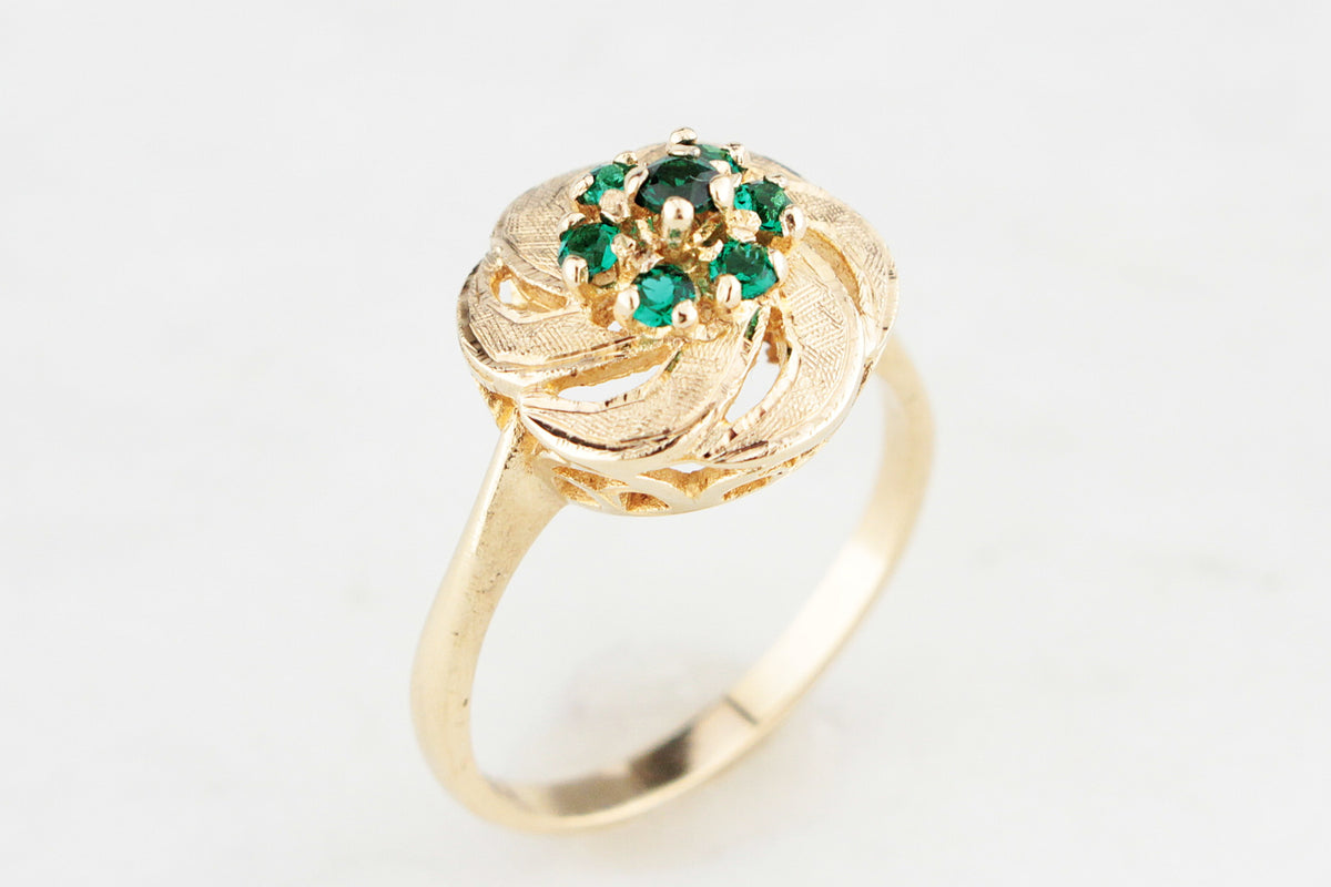 RETRO GILSON EMERALD RING 9ct GOLD