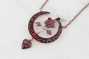 ANTIQUE EDWARDIAN c1910 BOHEMIAN GARNET CRESCENT MOON NECKLACE ON TOMBAC