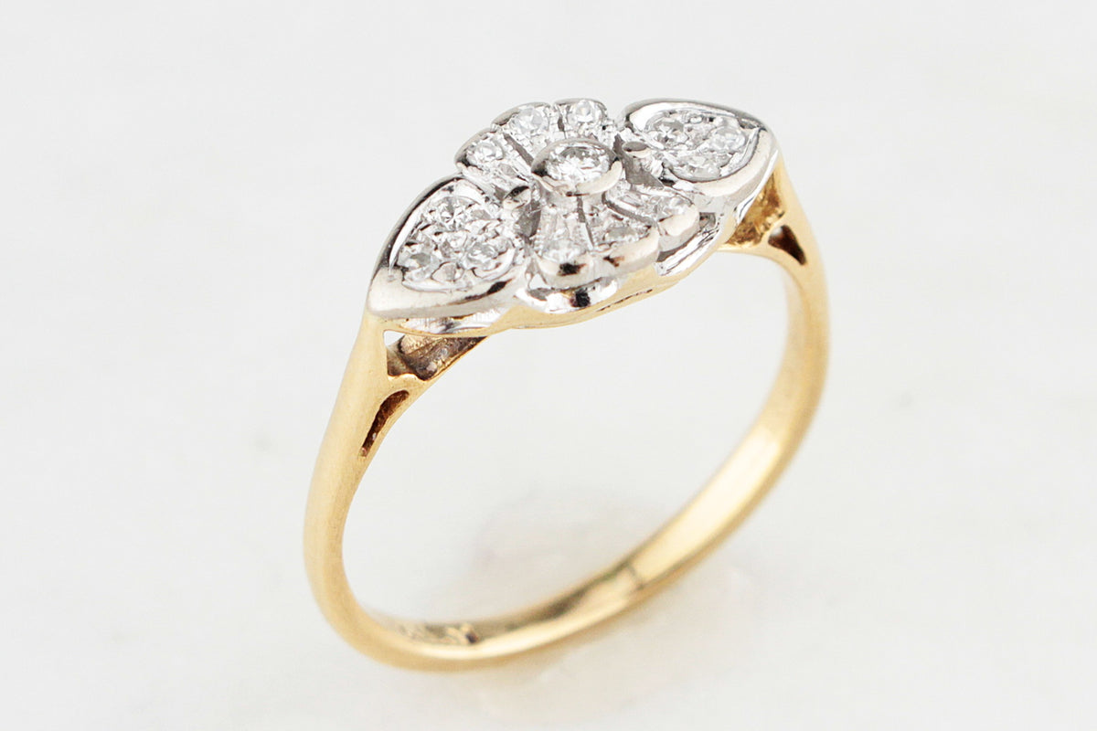 ART DECO DIAMOND RING 18ct GOLD &amp; PLATINUM