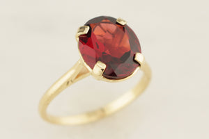 R&V CUSTOM PYROPE GARNET COCKTAIL RING 9ct  GOLD