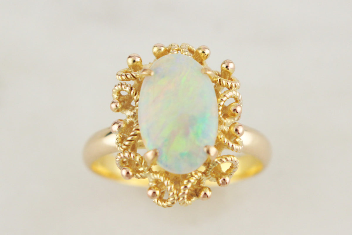 MID CENTURY c1960 SOLID OPAL RING 14ct GOLD