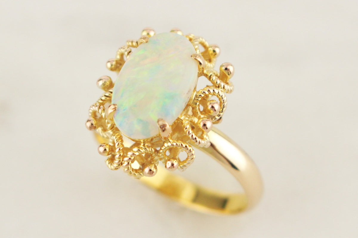 MID CENTURY c1960 SOLID OPAL RING 14ct GOLD