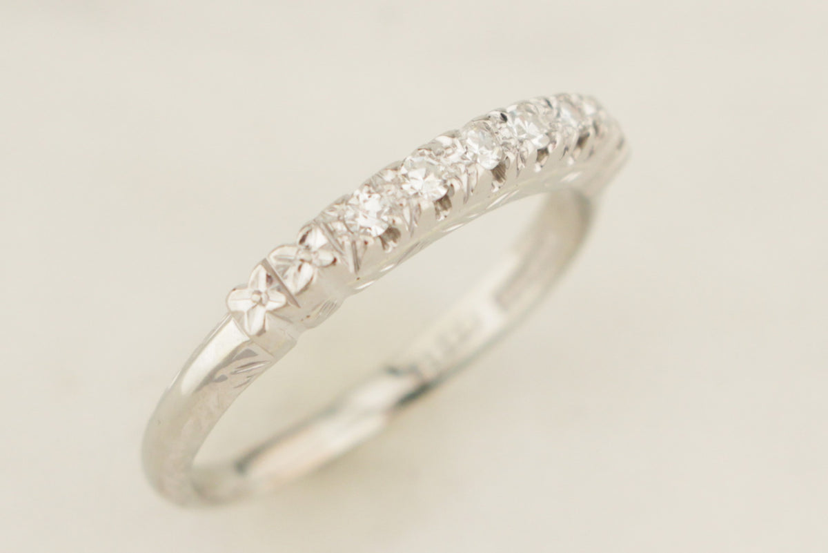 ANTIQUE ART DECO c1920 DIAMOND BAND 18ct WHITE GOLD &amp; PALLADIUM