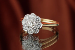 VINTAGE EDWARDIAN STYLE .70ct DIAMOND DAISY CLUSTER RING ON 18ct YELLOW & WHITE GOLD