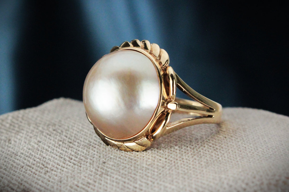VINTAGE MABE PEARL STATEMENT RING 9ct GOLD