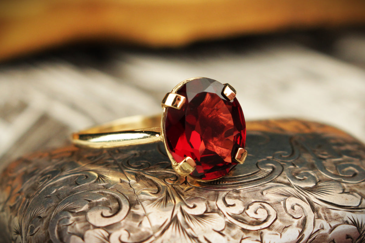 R&amp;V CUSTOM PYROPE GARNET COCKTAIL RING 9ct  GOLD