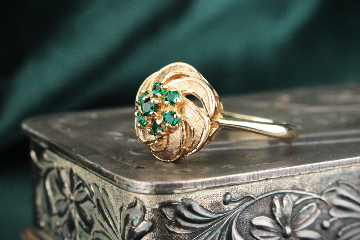 RETRO GILSON EMERALD RING 9ct GOLD