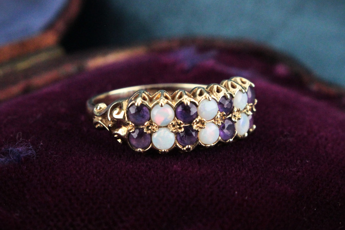 RETRO c1970’S AMETHYST &amp; SOLID OPAL RING 9ct GOLD
